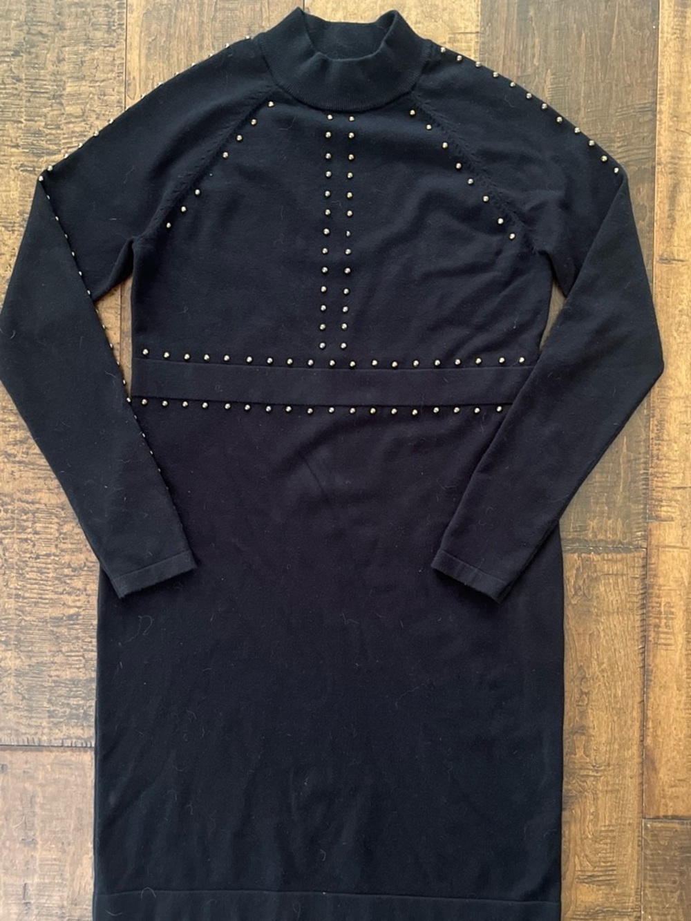 Carmen Marc Valvo long sleeve gold studded bodycon knit dress with mock Sz Small